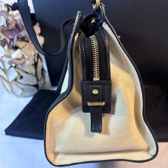 YSL Cabas Cream Exotic 2 Way Tote - Picture 3 of 16